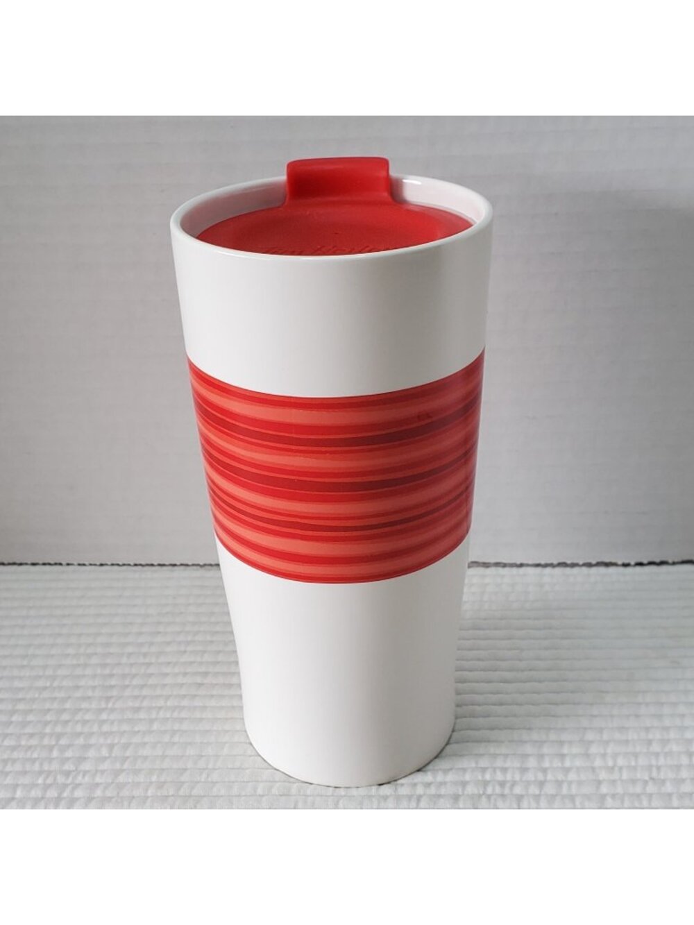 Tim Hortons Limited Edition 2015 Red Stripe Ceramic Travel Coffee Mug Lid